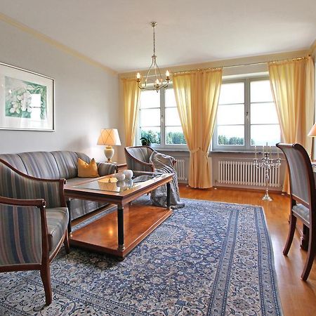 Gaestehaus Schloss Kronburg Екстериор снимка